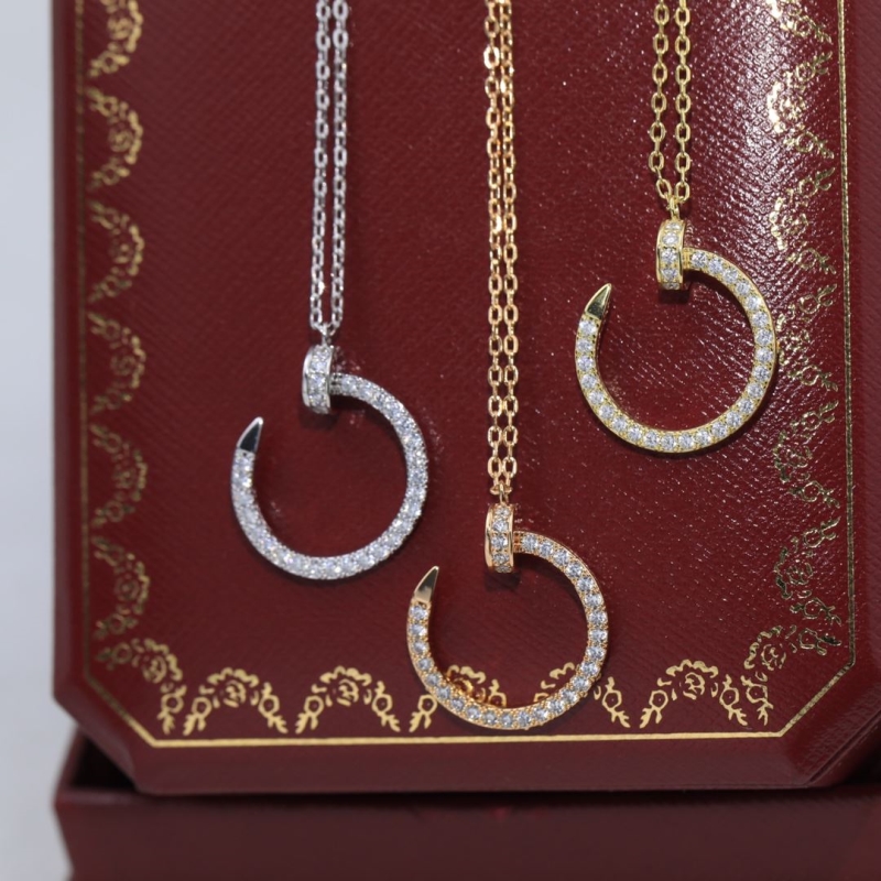 Ca*t*er necklaces